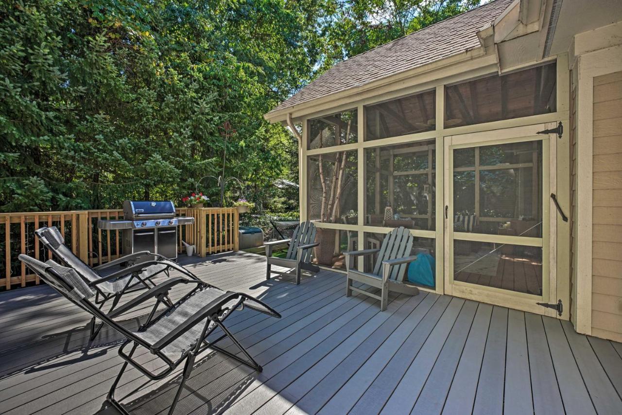 Luxury Family Home With Deck, Swim Spa And Grill! 新布法罗 外观 照片